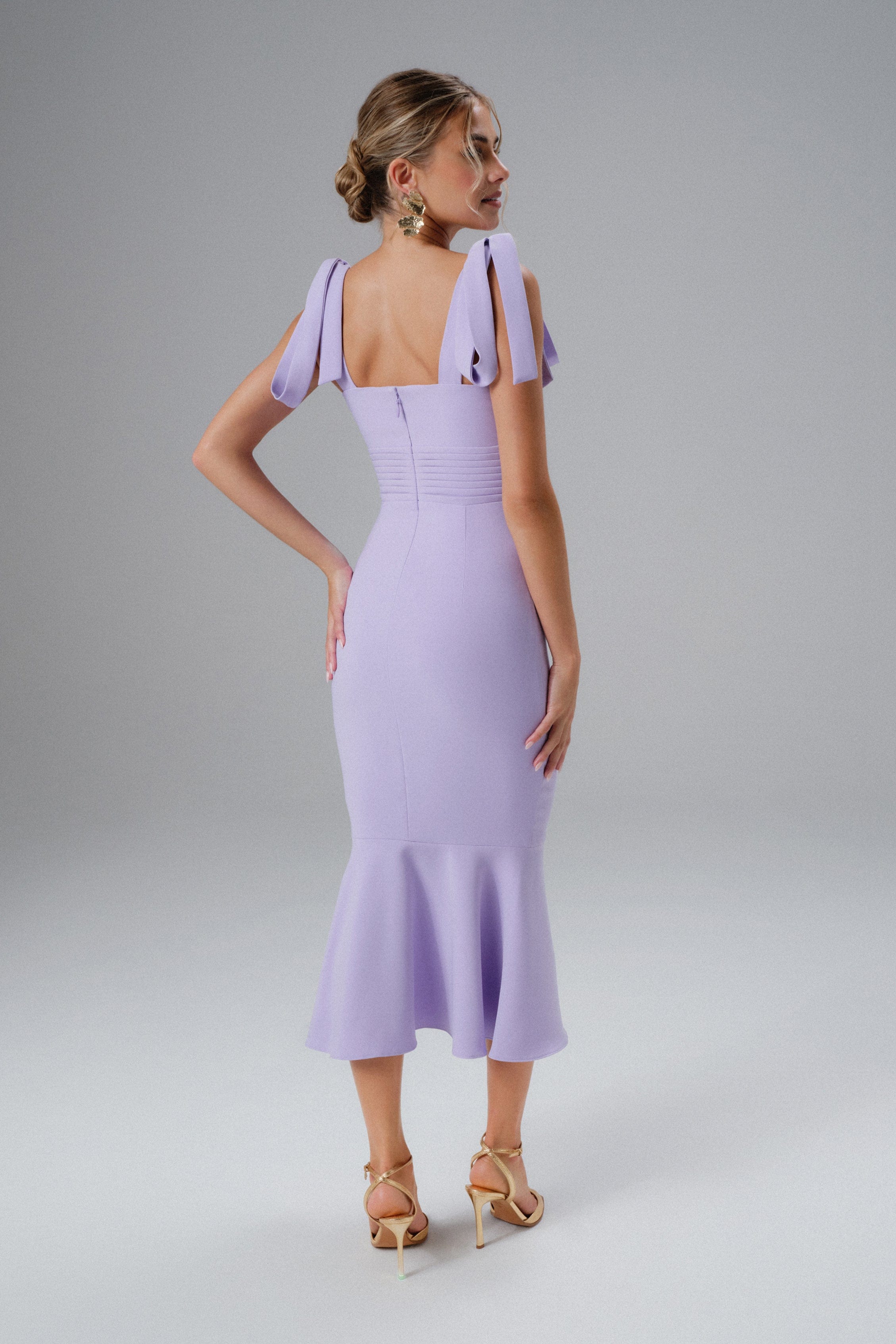 KAMILA V Neck Midi Dress in Lilac